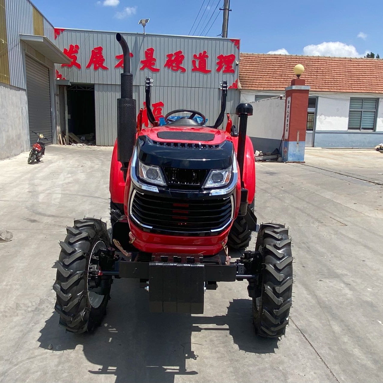 รถแทรกเตอร์ออร์ชาร์ด 504 กำลัง - Agriculture Farming Services บทวิจารณ์และราคา