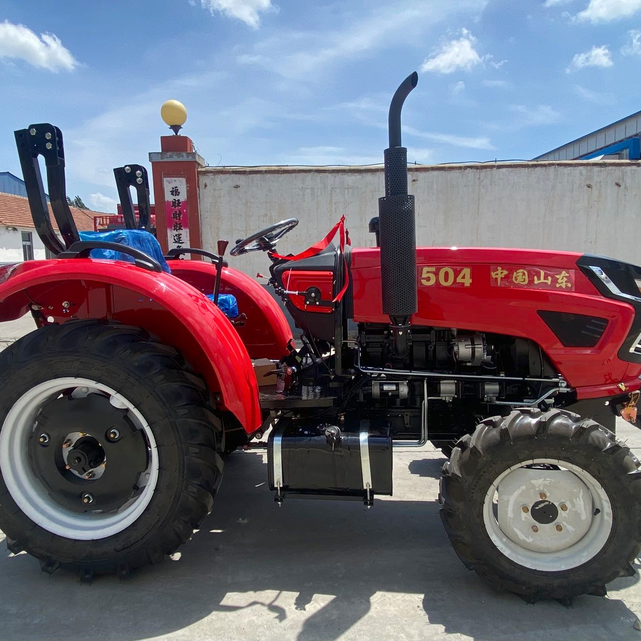 รถแทรกเตอร์ 50 แรงม้า ขับเคลื่ - Agriculture Farming Services บทวิจารณ์และราคา