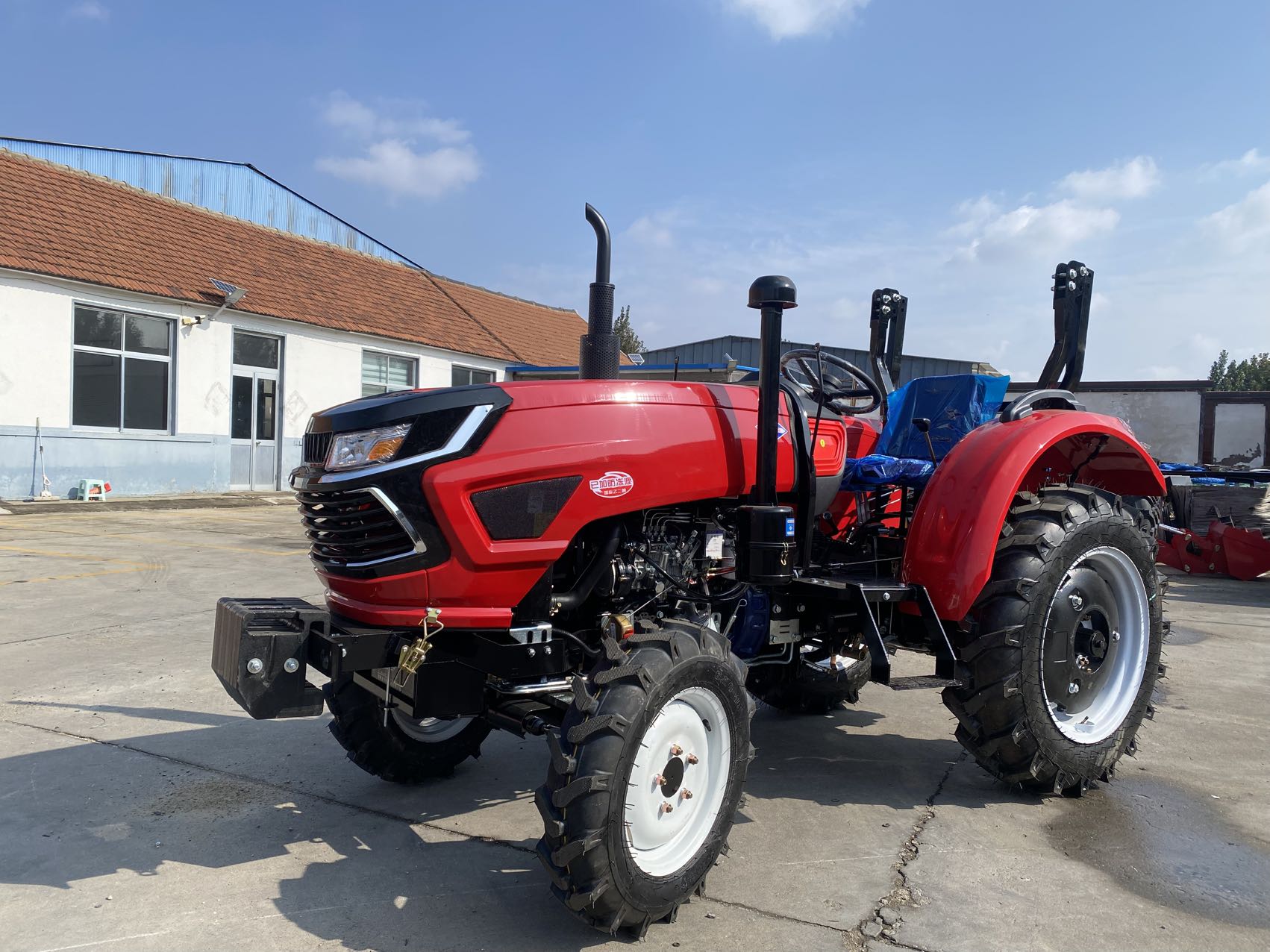 รถแทรกเตอร์รุ่น 504 ขับเคลื่อน - Farming Agriculture Model บทวิจารณ์และราคา